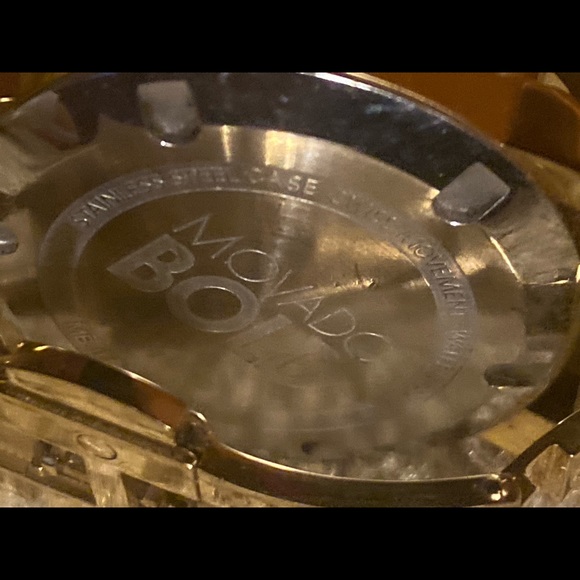 ❌SOLD❌Movado Bold Gold watch - Picture 4 of 8